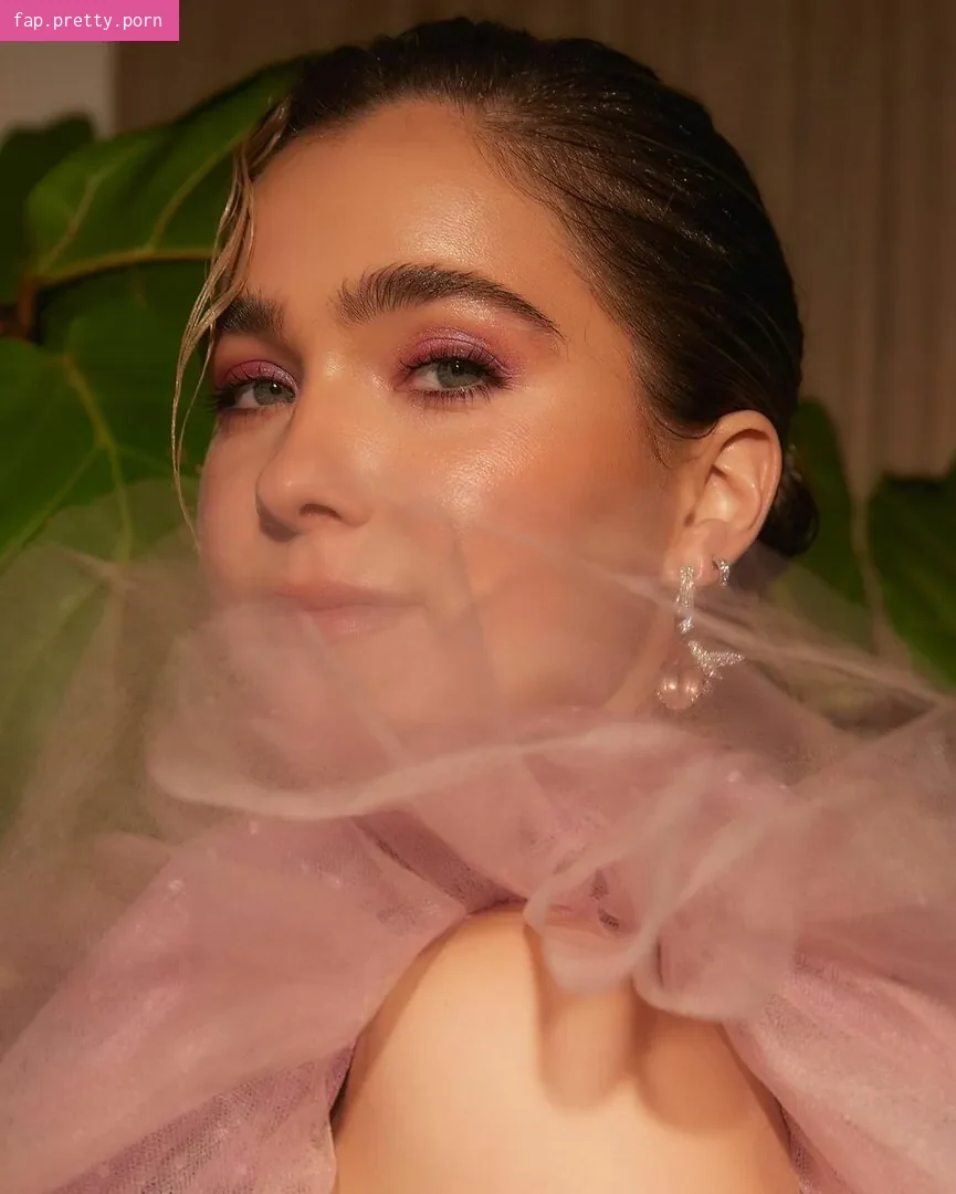 Haley Lu Richardson - Photo #51