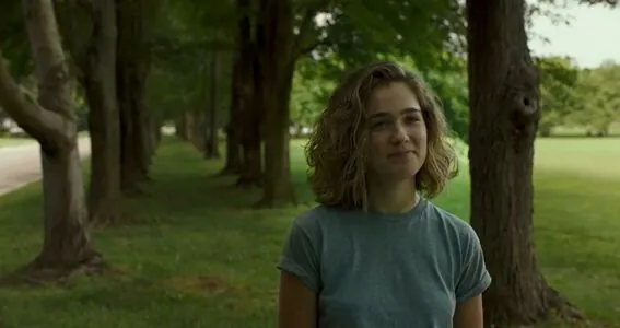 Haley Lu Richardson