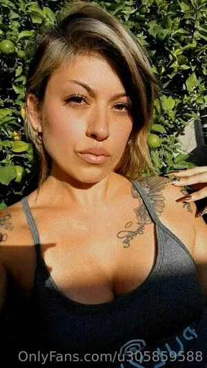 hottie_lila