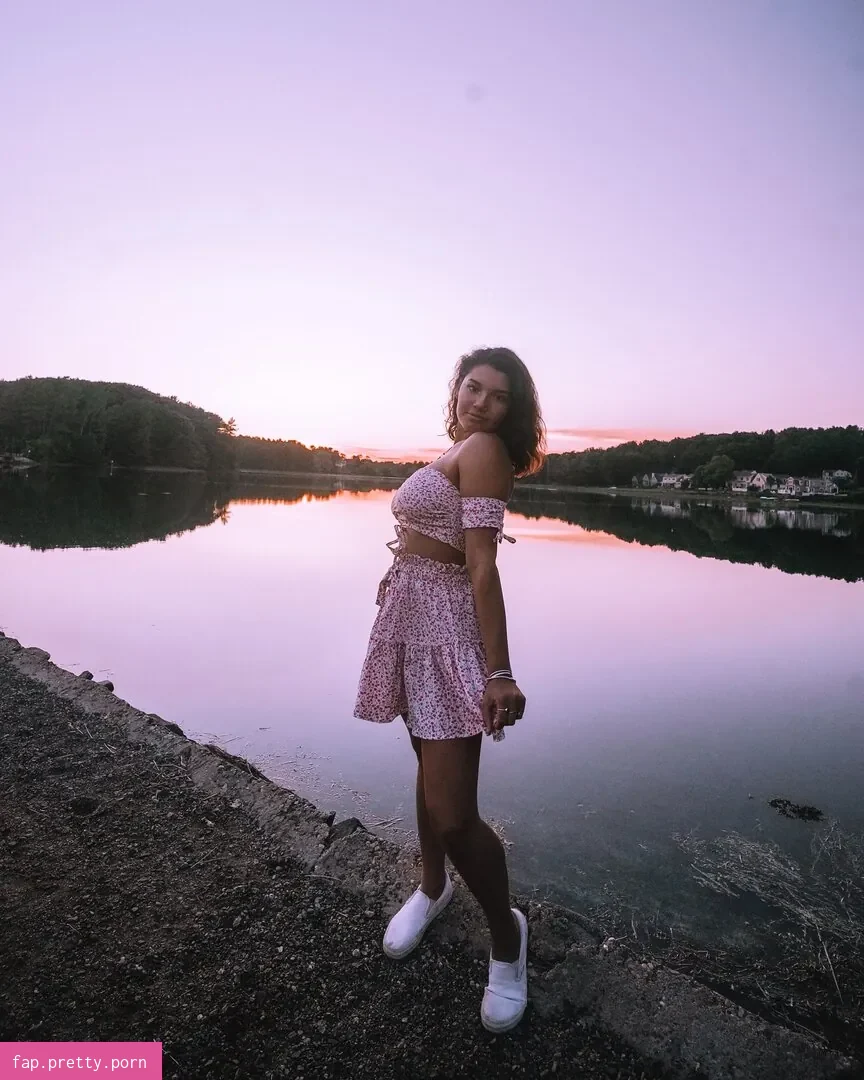 Hannah Malvone - Photo #06