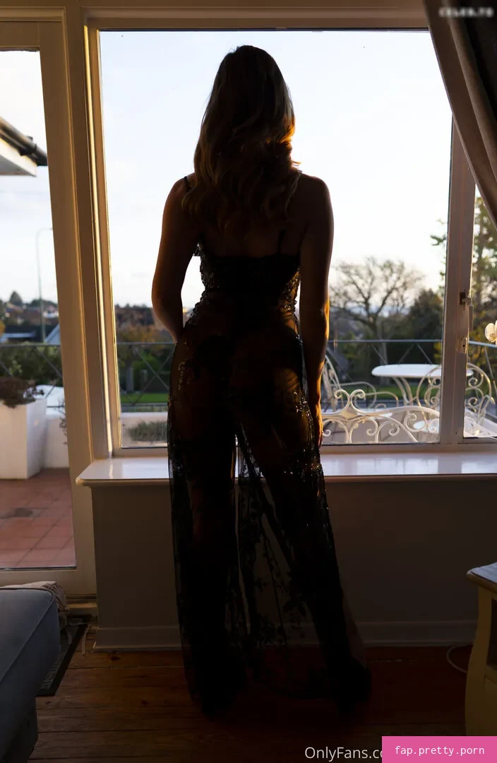 Honour May - Photo #57