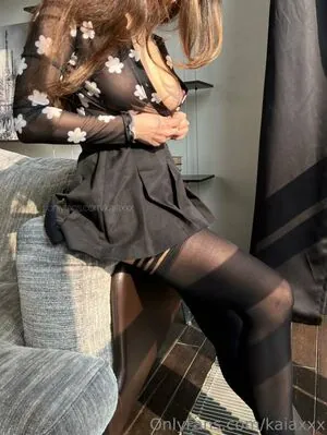 Hot Mom Kaia