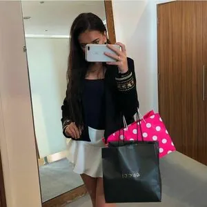 hollyasminee
