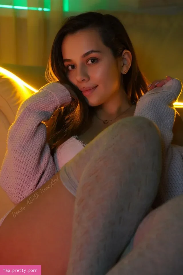 HoneyGirl - Photo #95