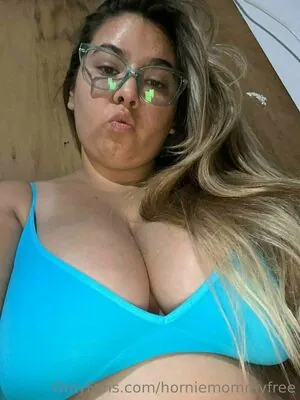 horniemommyfree