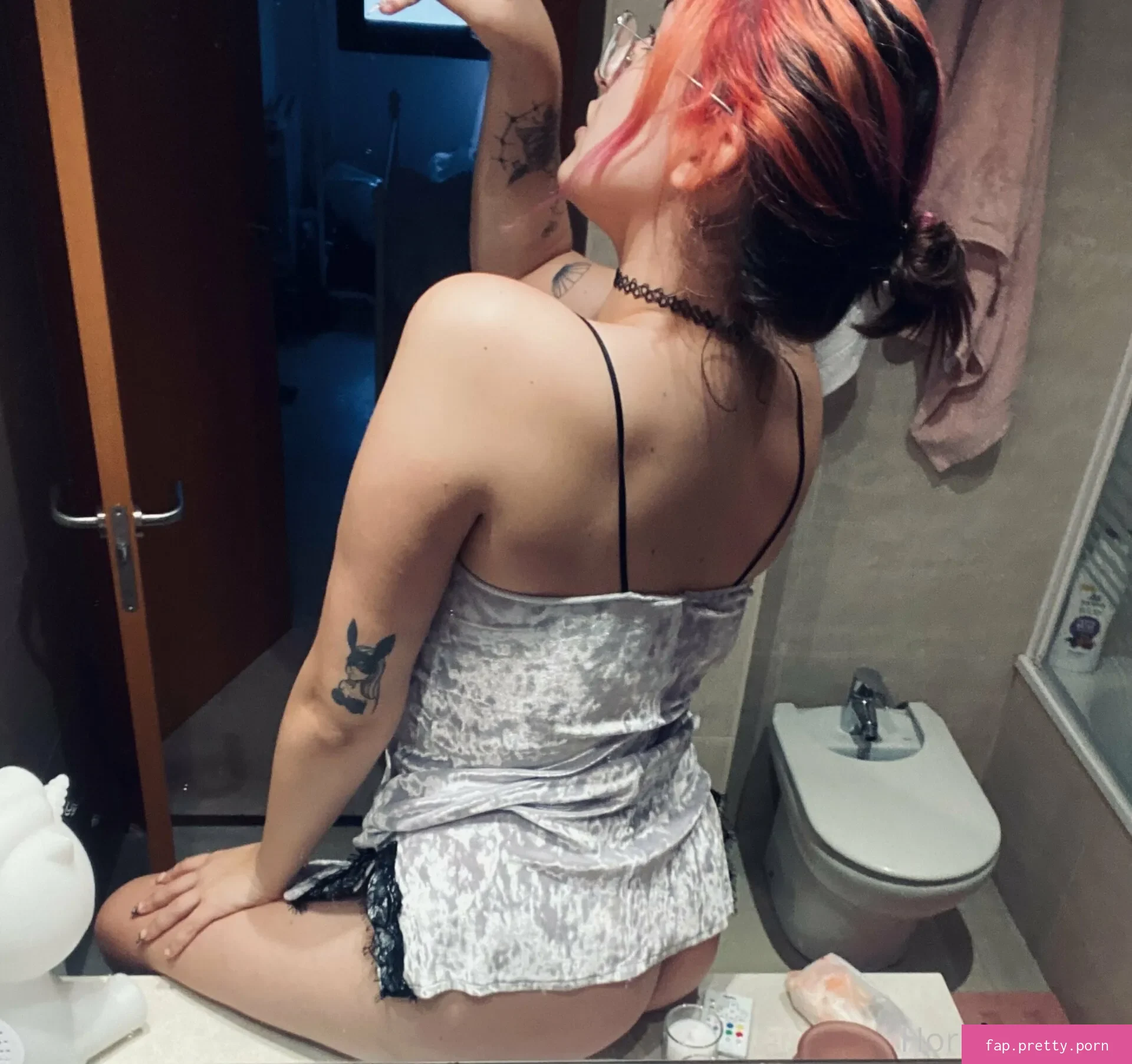 hornypeach23 - Photo #85