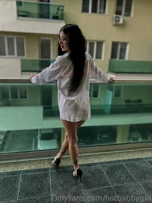 hotbabbygirl