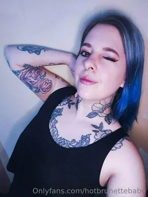 hotbrunettebabe