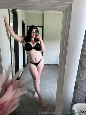 Hotmomma696