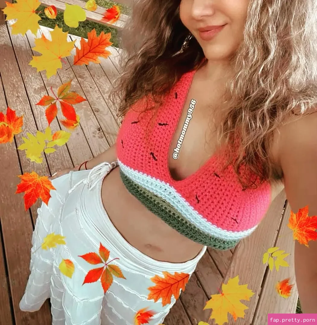 Hotmommy956 - Photo #01