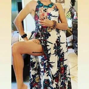 Hotmommy956