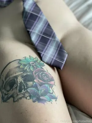 hotwifekk