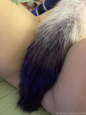 hotwifekk
