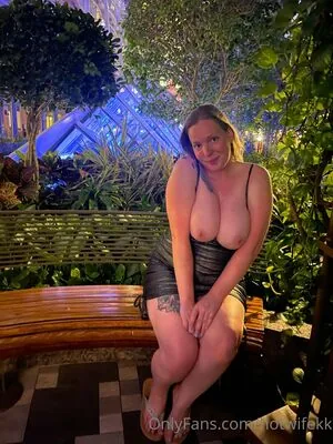 hotwifekk
