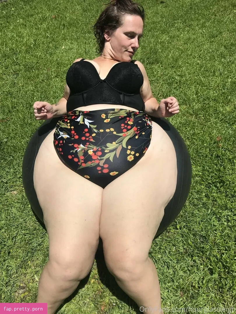 hourglassleigh - Photo #91