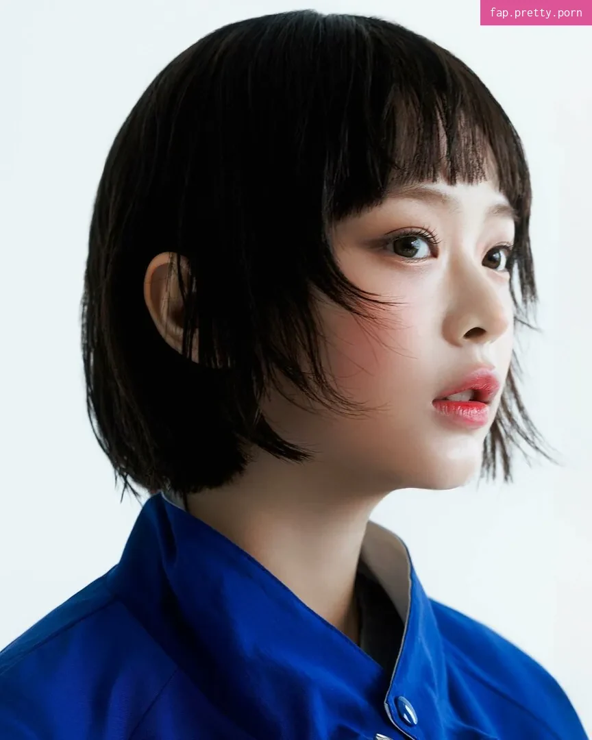 Hanni Pham - Photo #67
