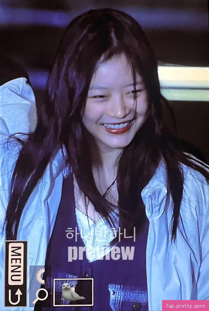 Hanni Pham - Photo #71