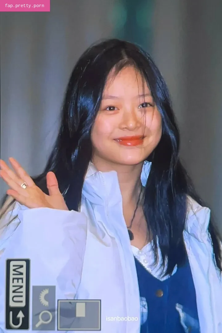 Hanni Pham - Photo #82