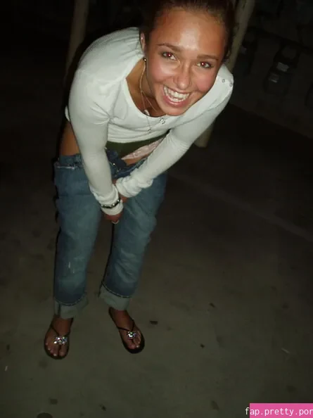 Hayden Panettiere - Photo #42
