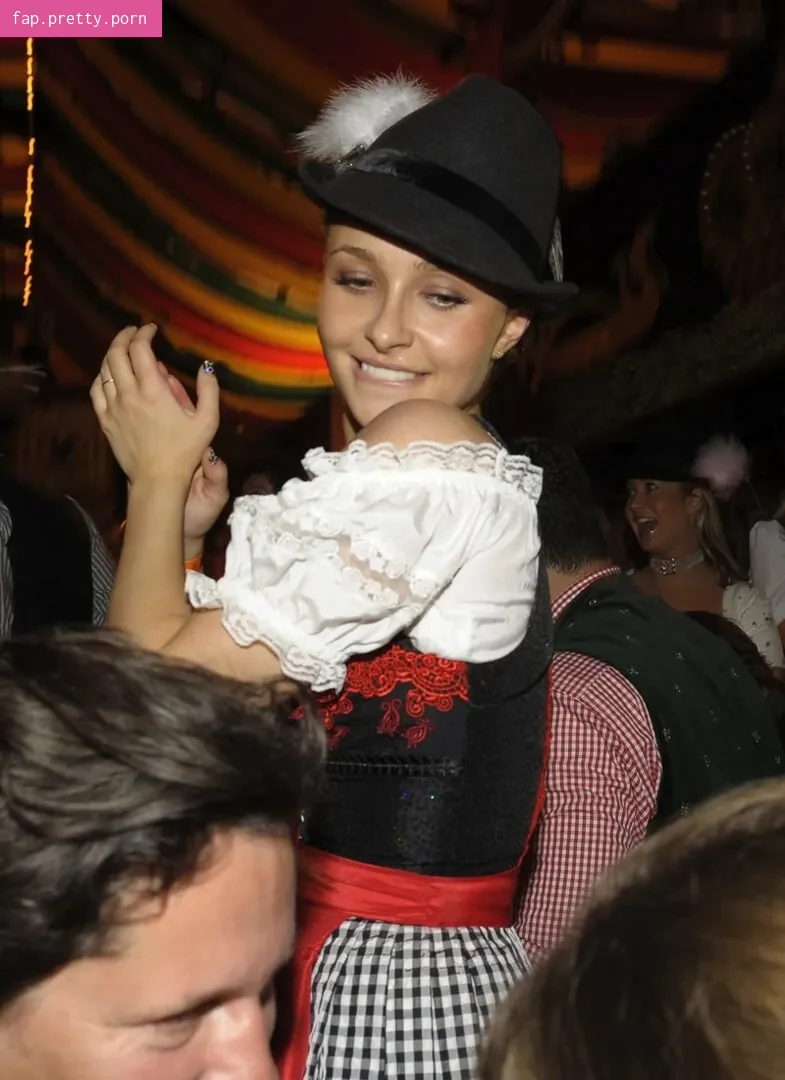 Hayden Panettiere - Photo #86