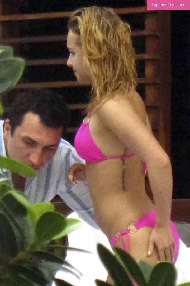 Hayden Panettiere - Photo #38