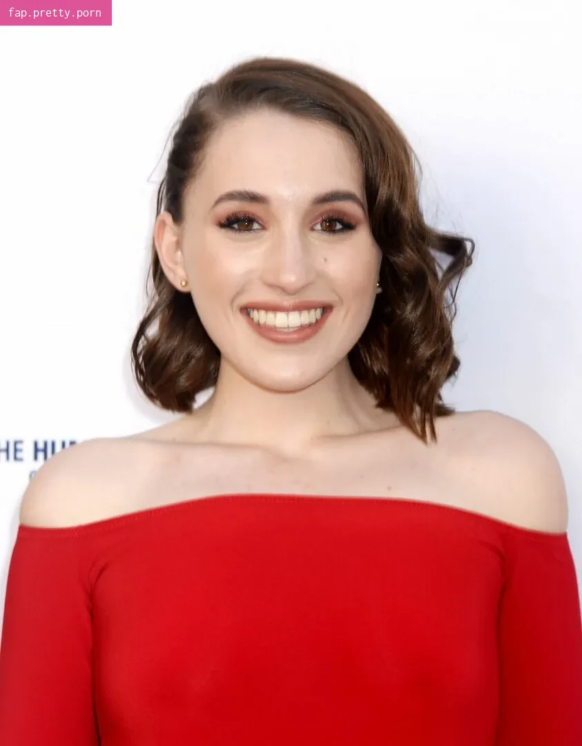 Harley Quinn Smith - Photo #04