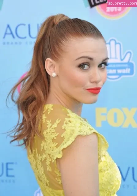 Holland Roden - Photo #43