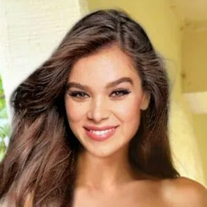Hailee Steinfeld Deepfake