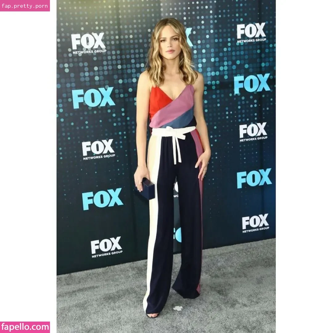 Halston Sage - Photo #49