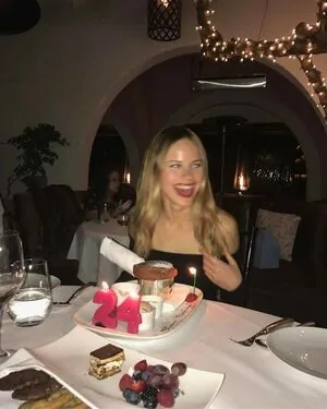 Halston Sage
