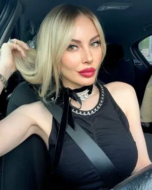 Hande Sarıoğlu
