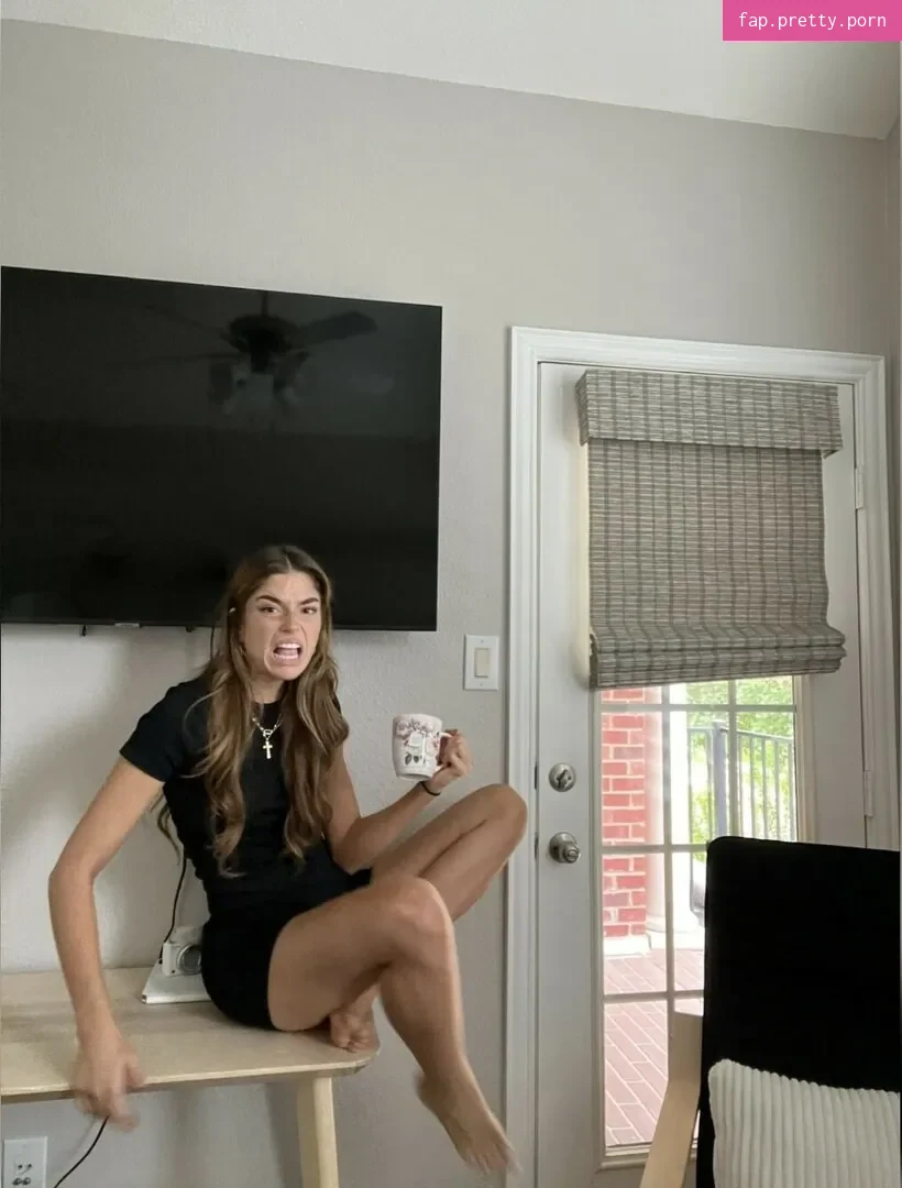 Hannah Stein - Photo #44