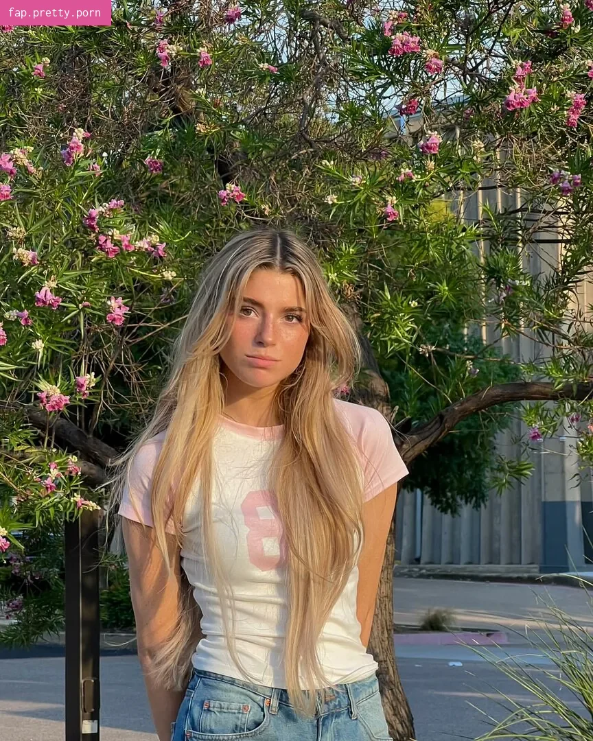 Hannah Stein - Photo #21