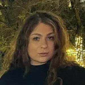 Hashemi Sisters