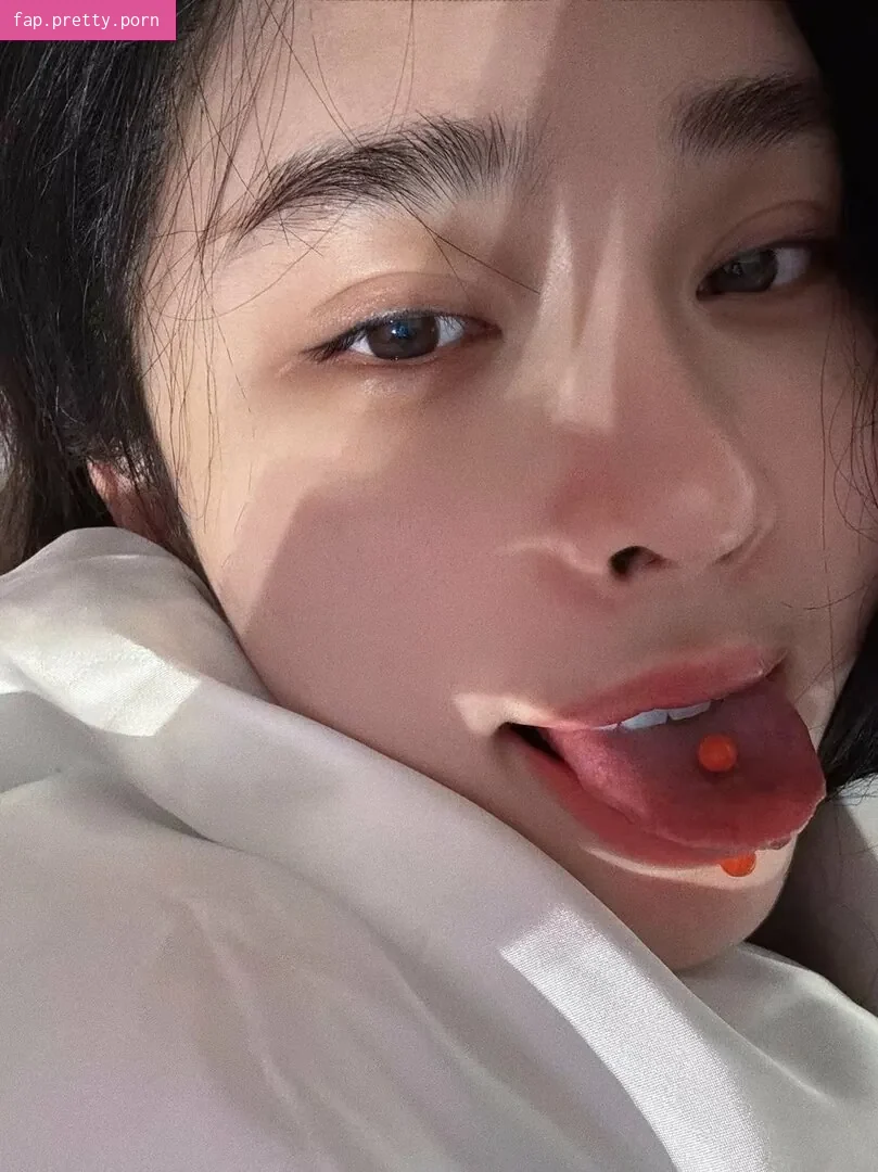 Hitomi Songyuxin - Photo #65