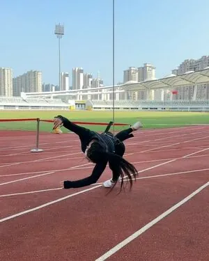 Hitomi Songyuxin