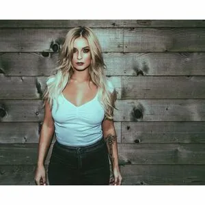 Hollie Sparrow