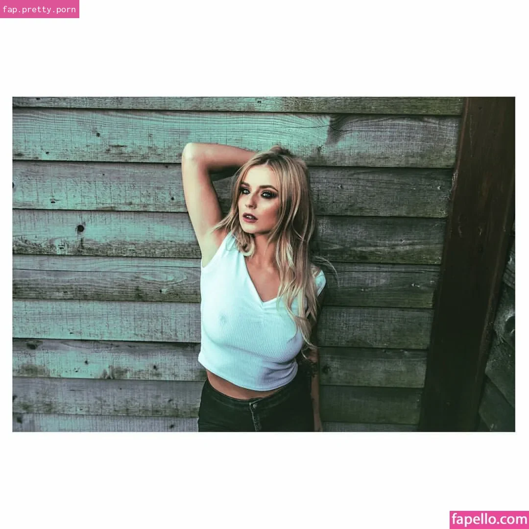 Hollie Sparrow - Photo #90