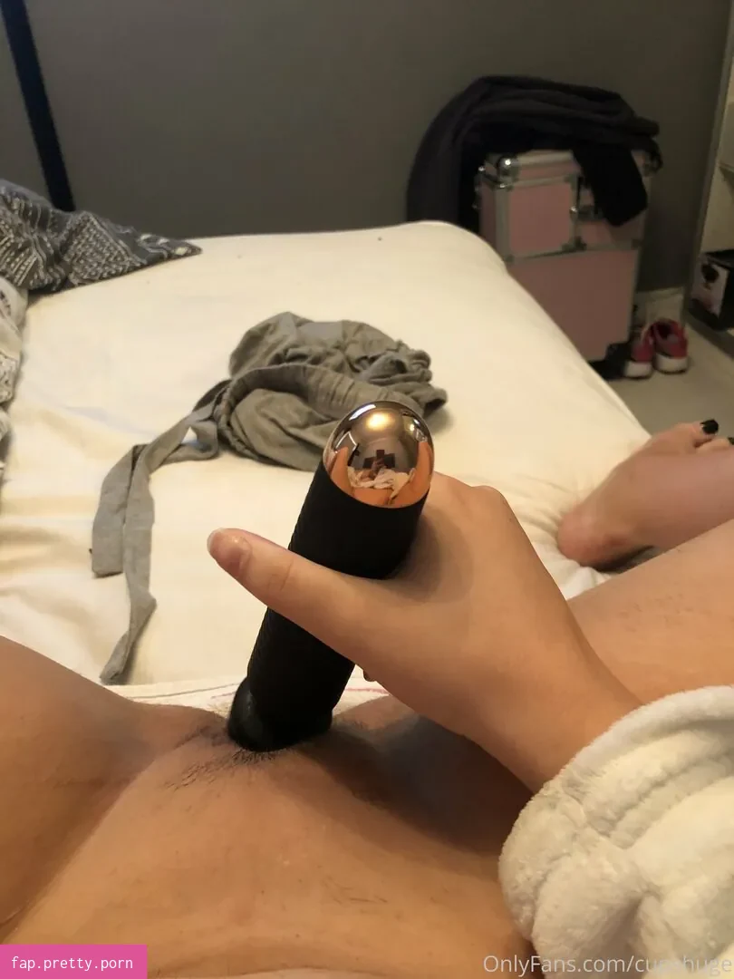 Hugekcups - Photo #37