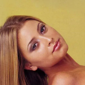 Holly Valance
