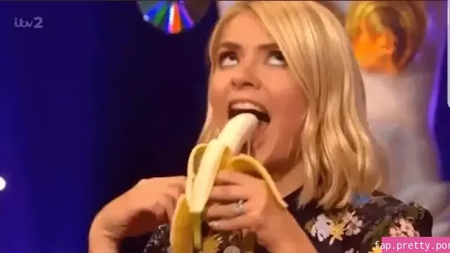 Holly Willoughby - Photo #56