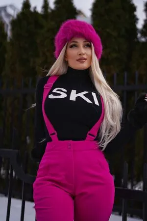 Holly Wolf