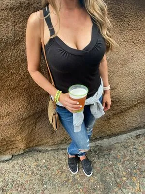 hot_wife_victoria
