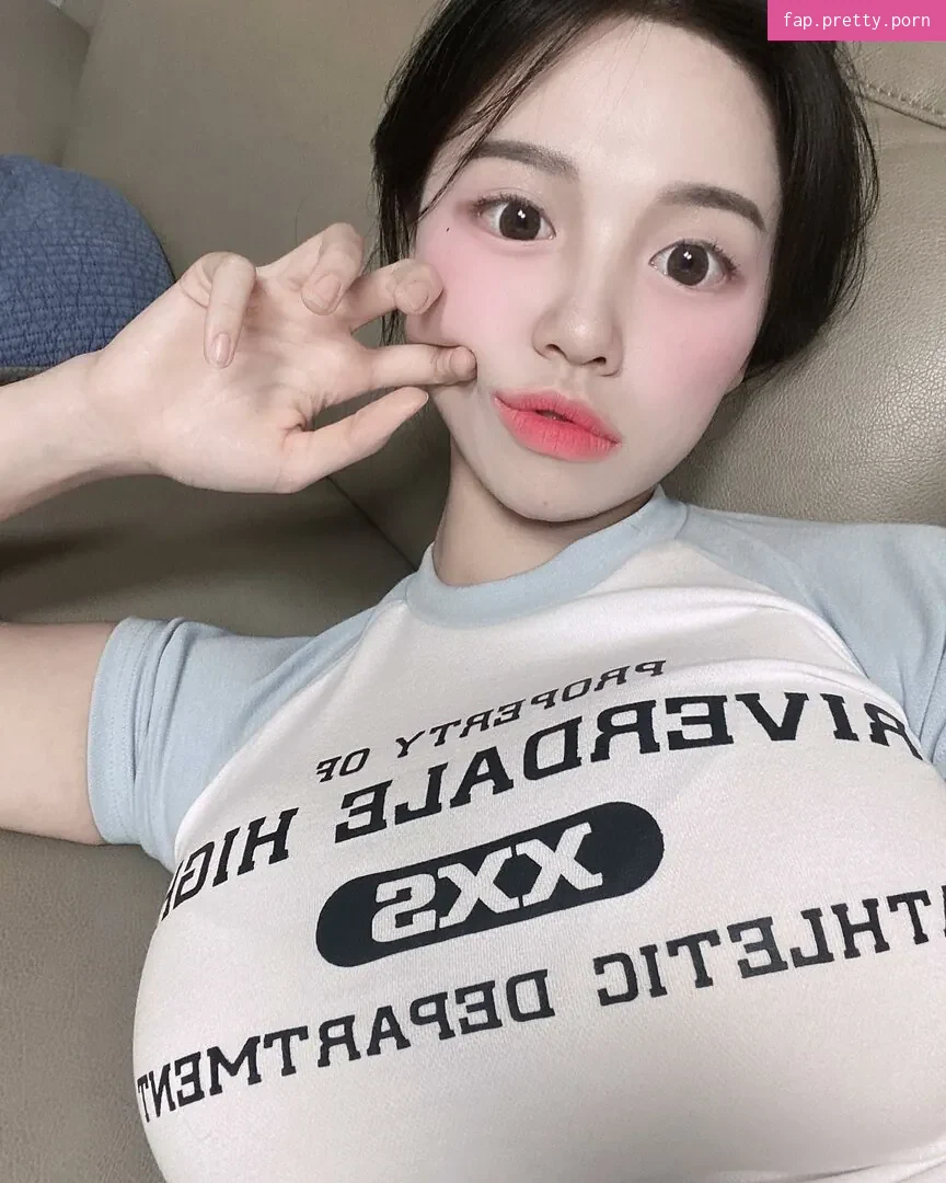 h___xee - Photo #01
