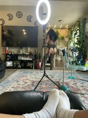 Hotwives XXX