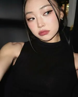 Hena Yang