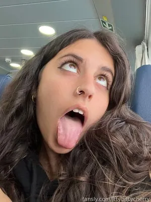 ittybittycherry