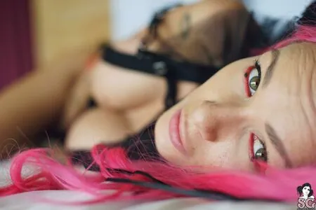 iamdollhead