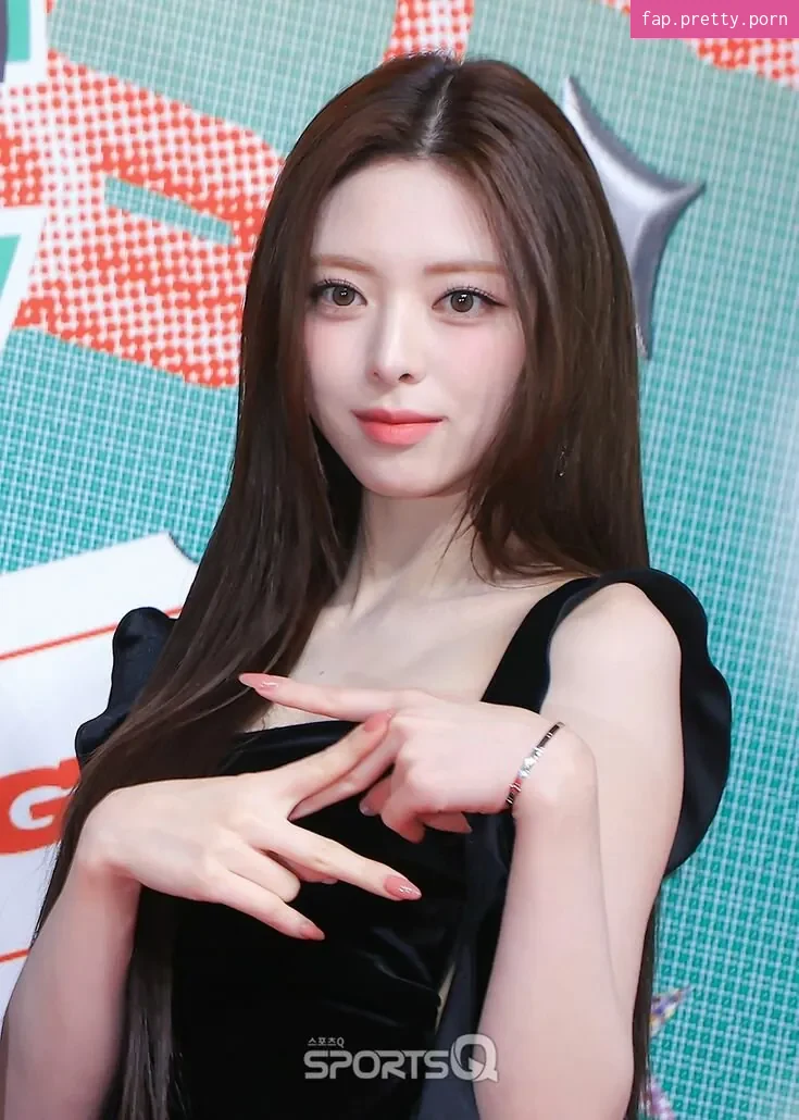 itzy.all.in.us - Photo #59