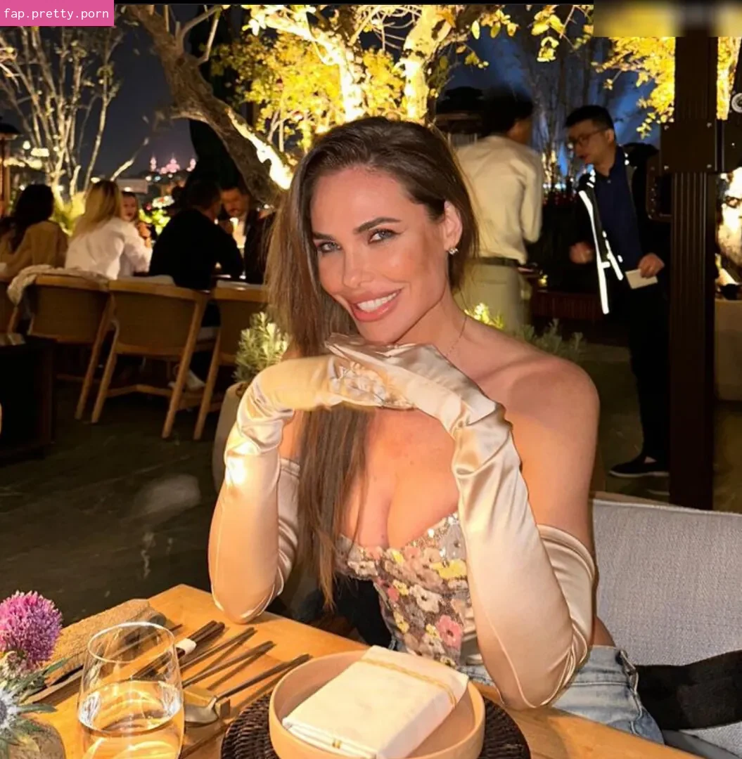 Ilary Blasi - Photo #32